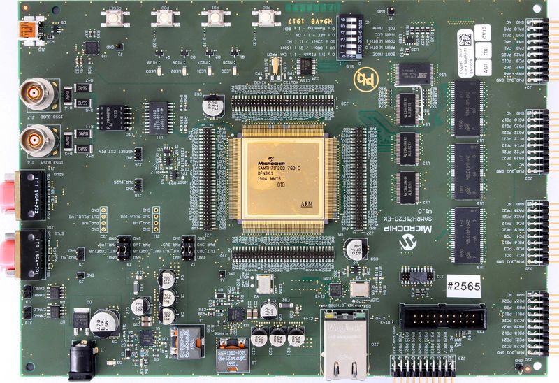 File:Microchip SAMRH71F20-EK.jpg